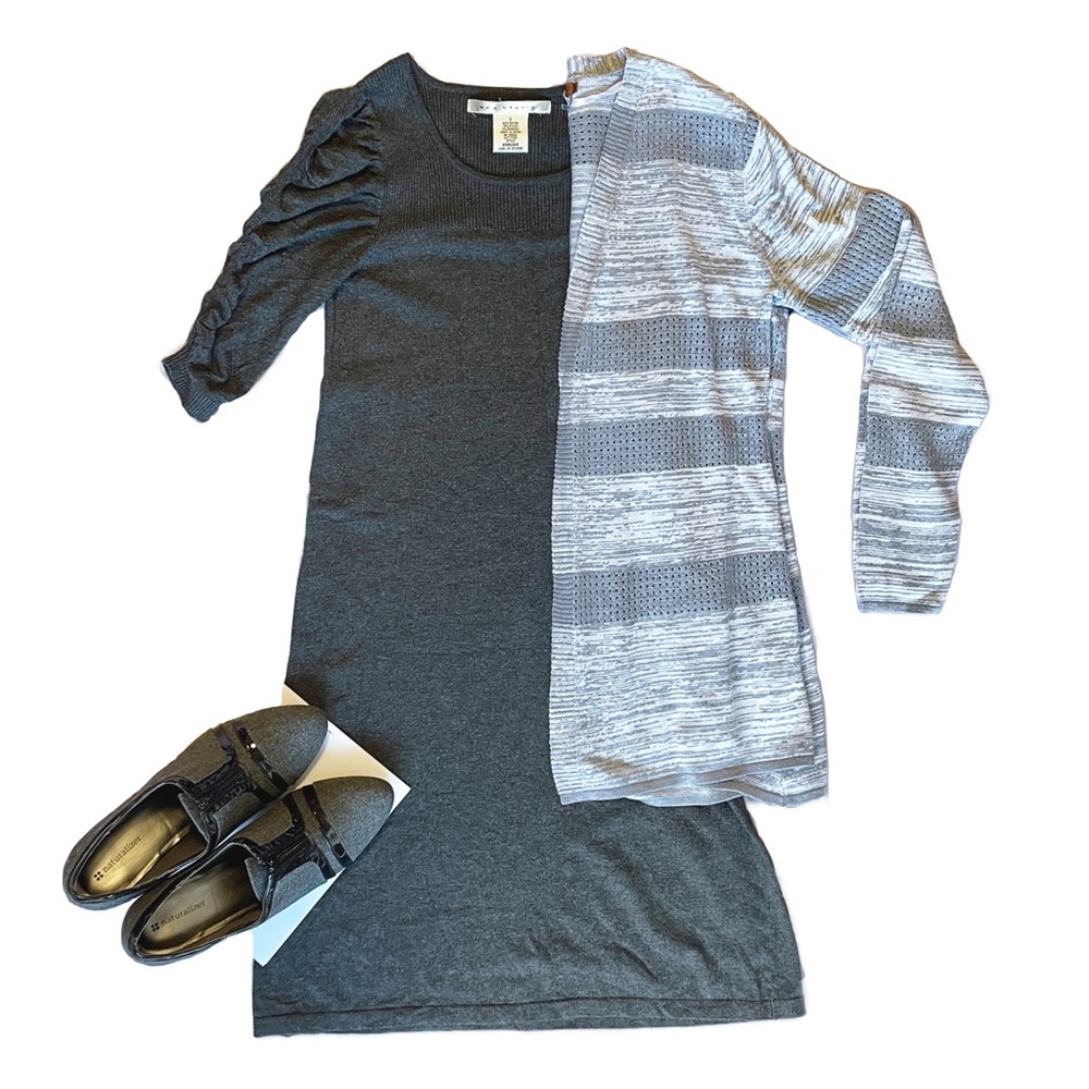 Belldini open front knit striped cardigan in grey Sz M like new